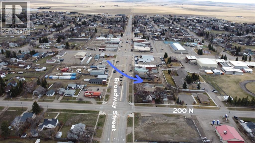 168 Broadway Street N