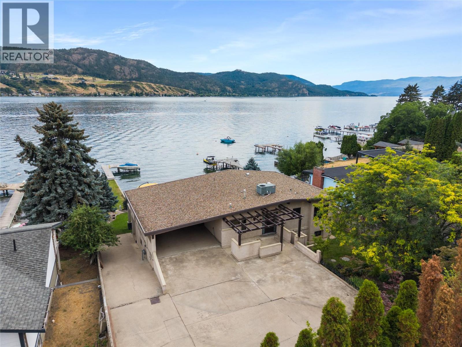 8052 Beachcomber Bay Road