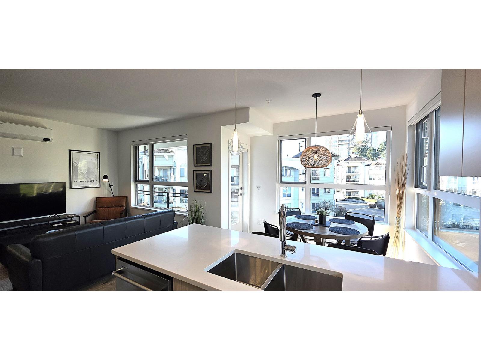 412 3182 GLADWIN ROAD