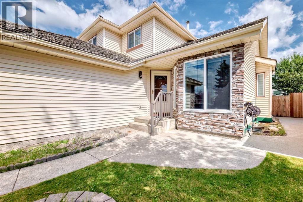 51 Douglas Woods Hill SE