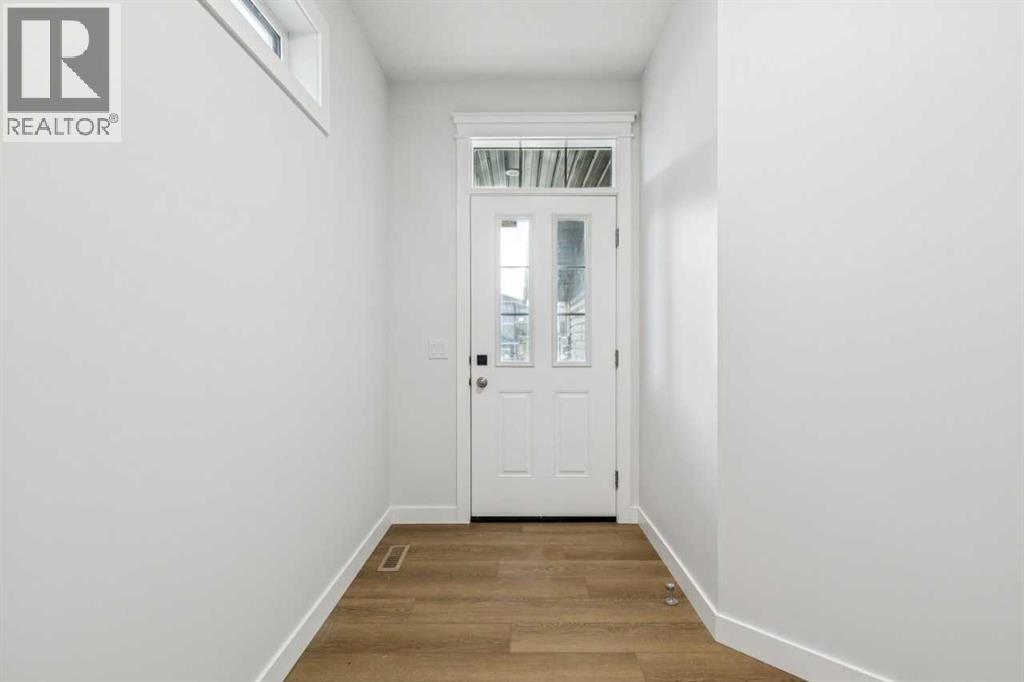 144 Hotchkiss Common SE