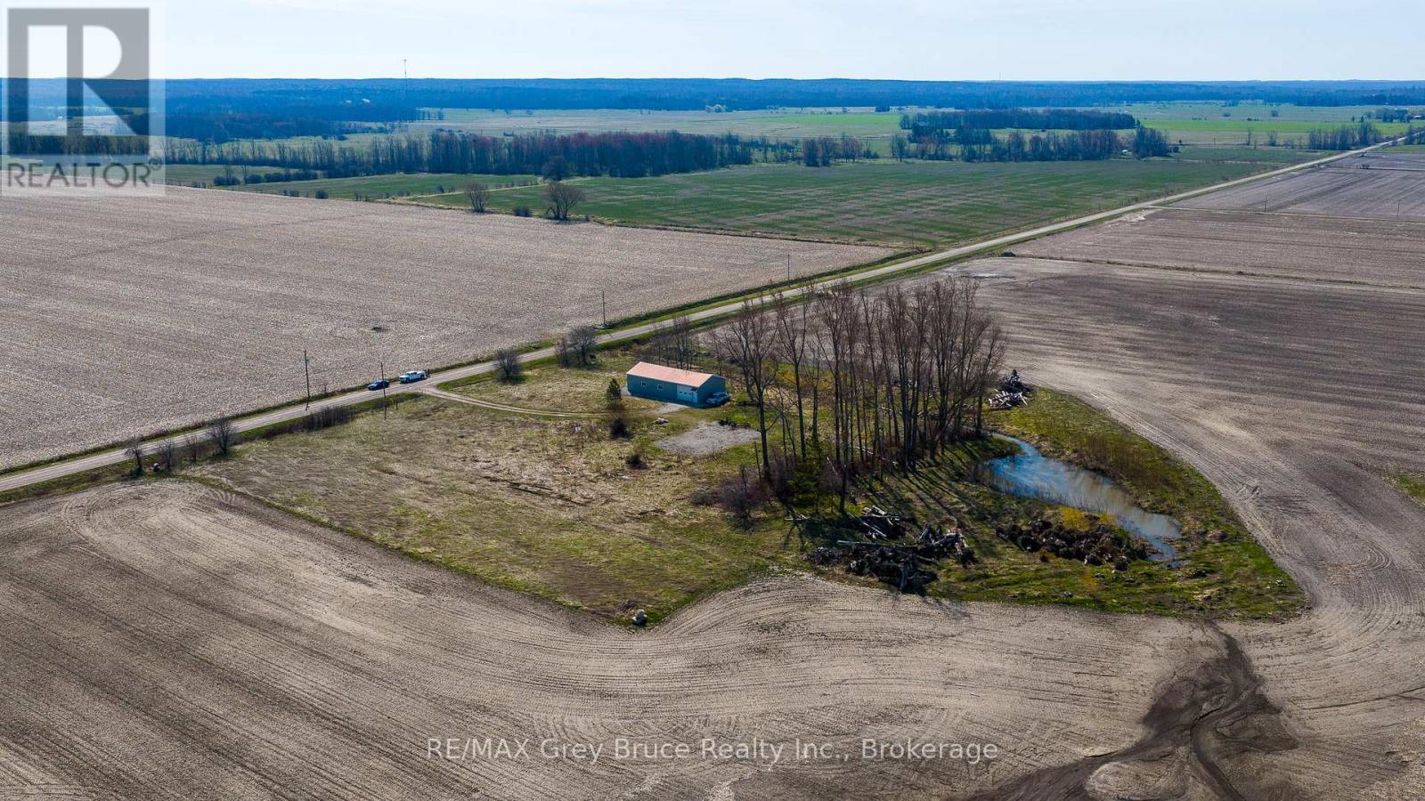 483 CONCESSION 4