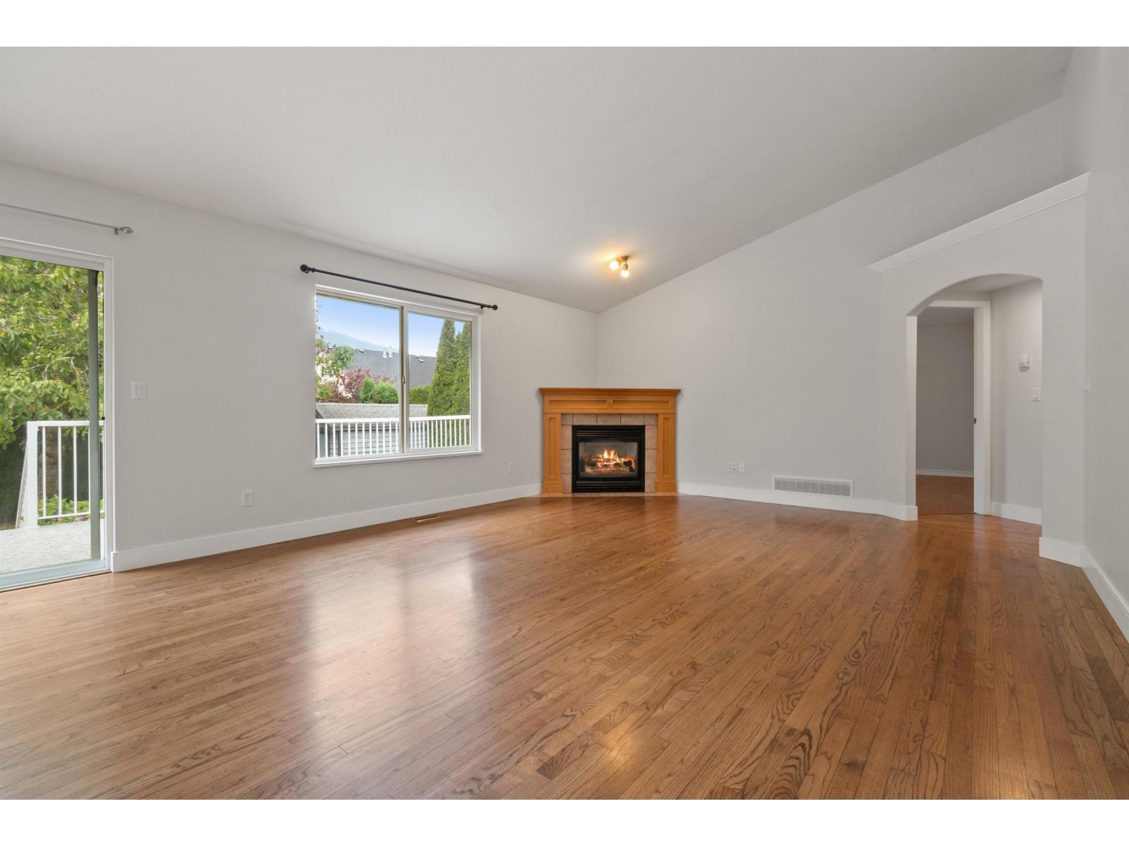 322 MIAMI RIVER DRIVE|Harrison Hot Springs