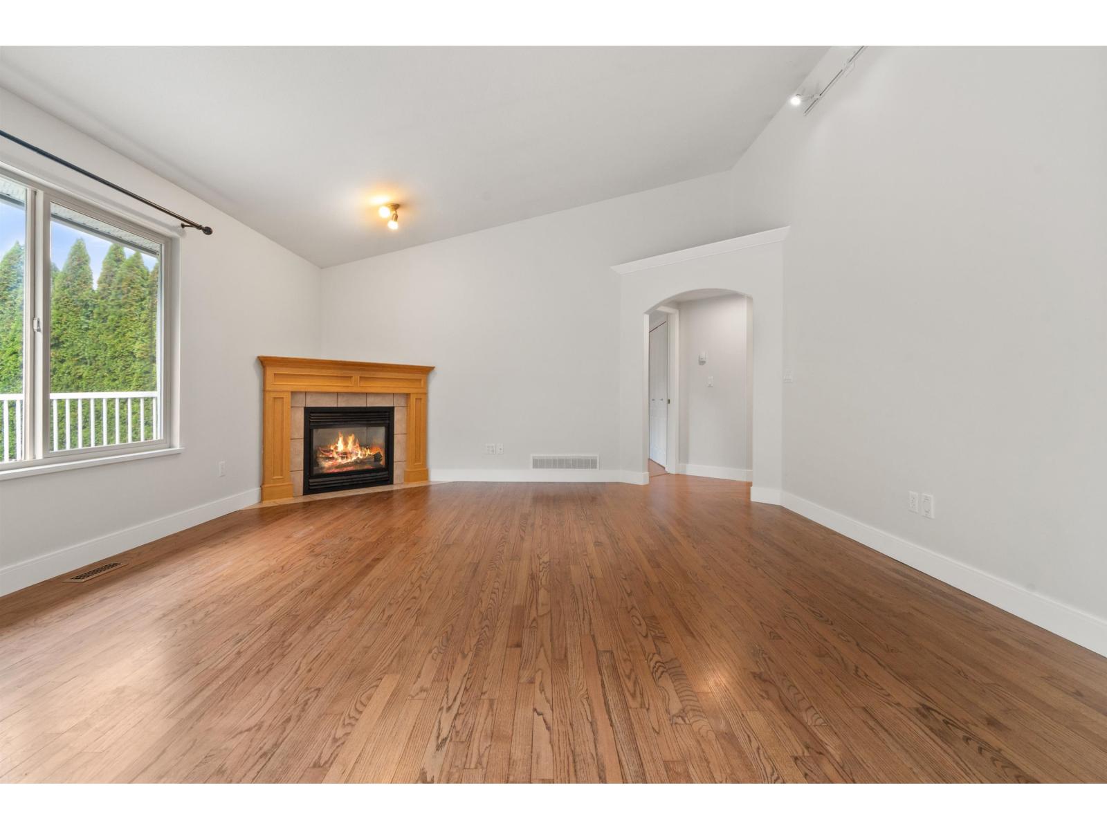 322 MIAMI RIVER DRIVE|Harrison Hot Springs