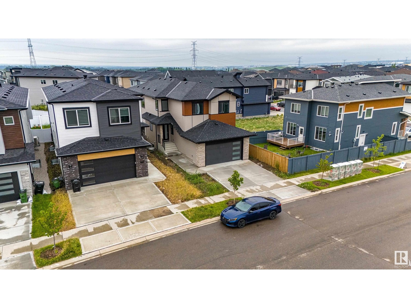 205 Fraser WY NW NW