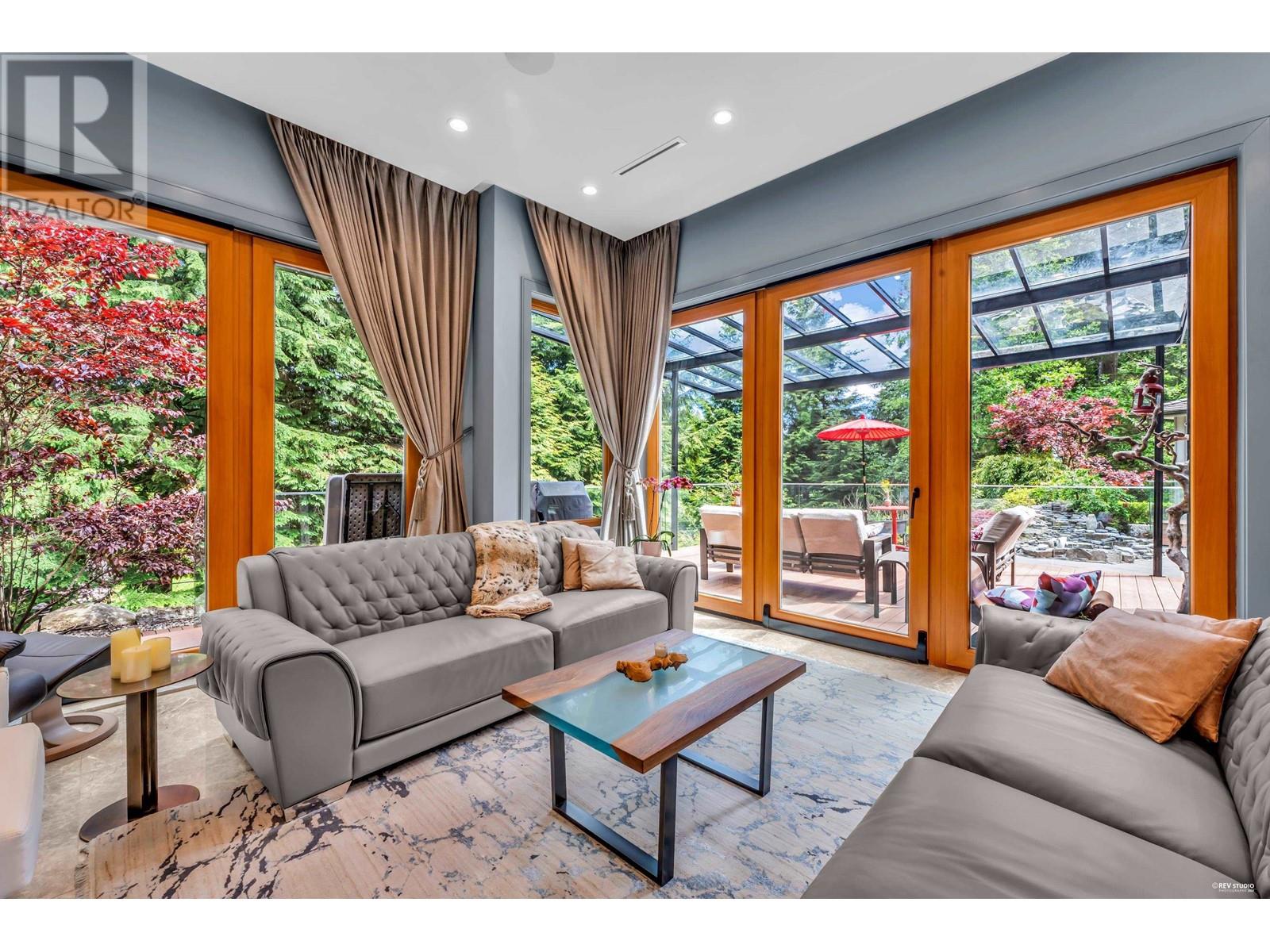 340 SOUTHBOROUGH DRIVE