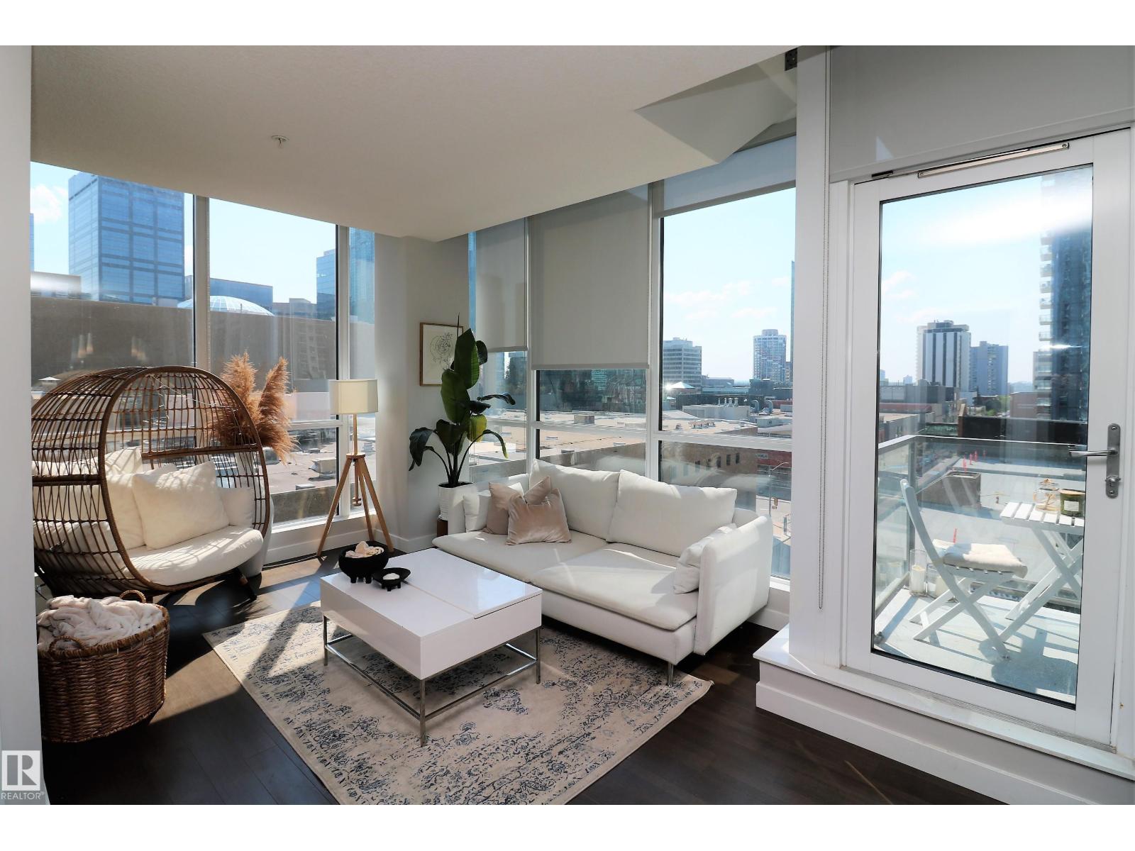 #801 10238 103 ST NW