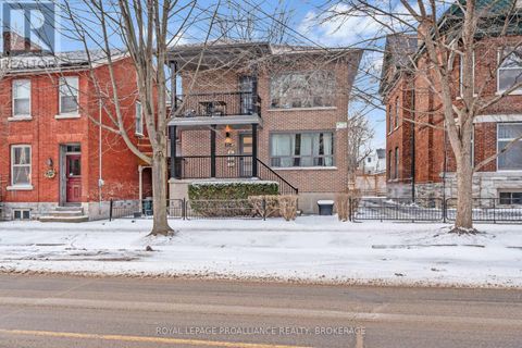 174 KING STREET E Kingston (Central City East) ON K7L3A2