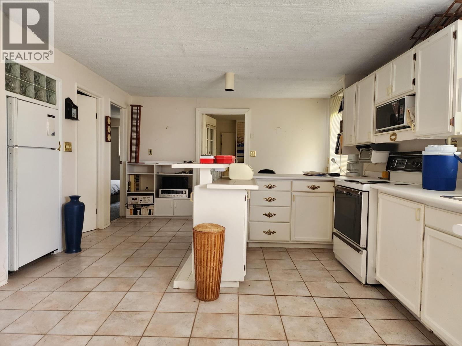 3540/3580 DRINKWATER Road