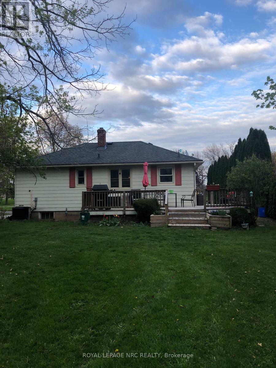 15756 NIAGARA PARKWAY