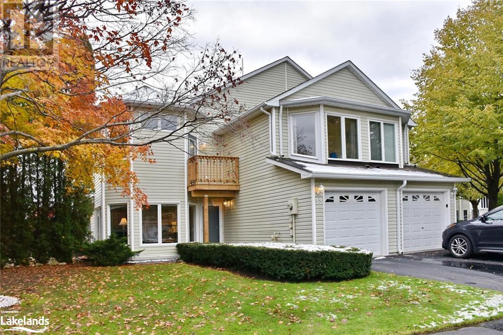 Photo 1 of 45 — 33 BARKER Boulevard, Collingwood, ON L9Y4W4