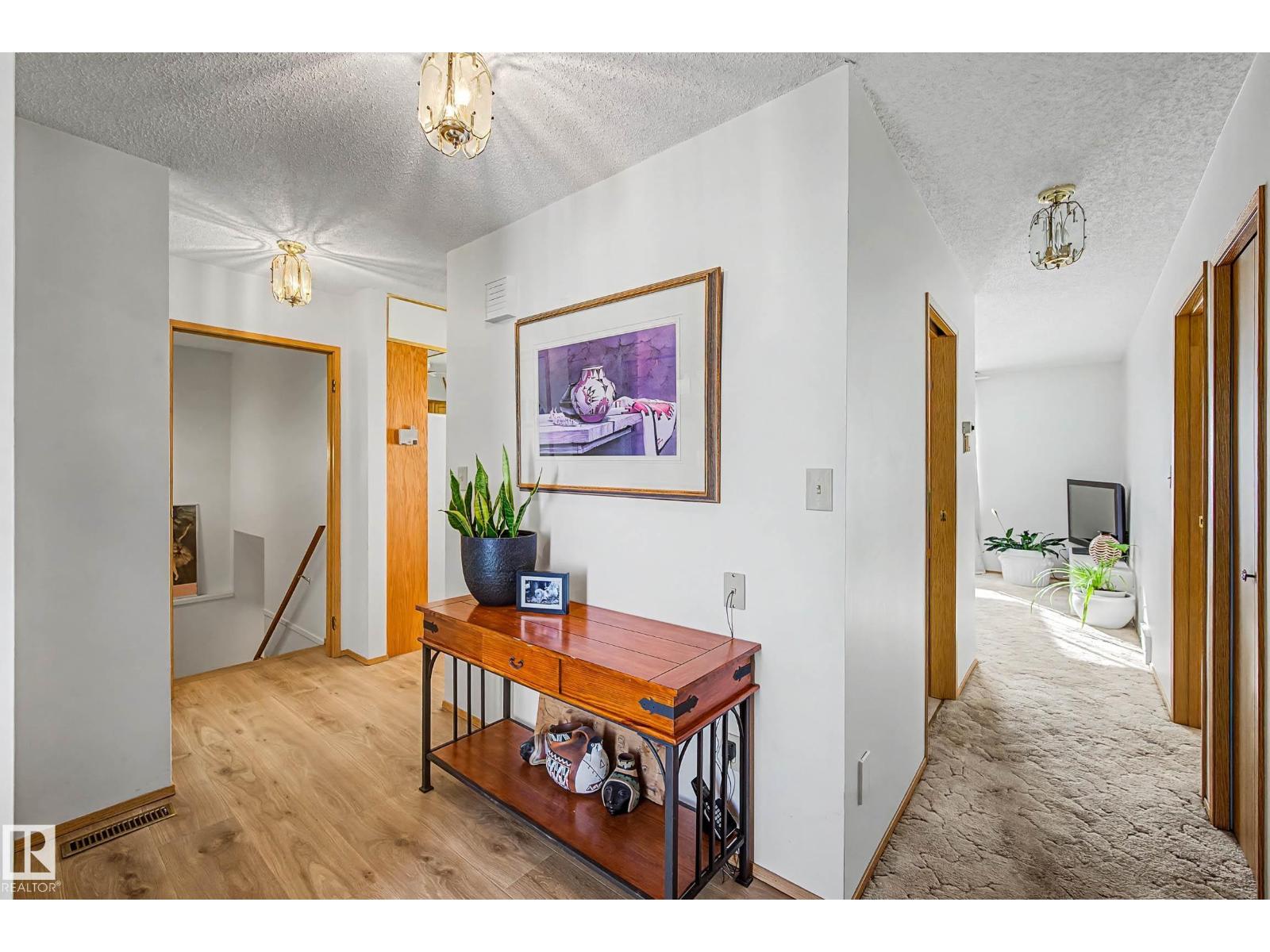 #41 903 109 ST NW NW