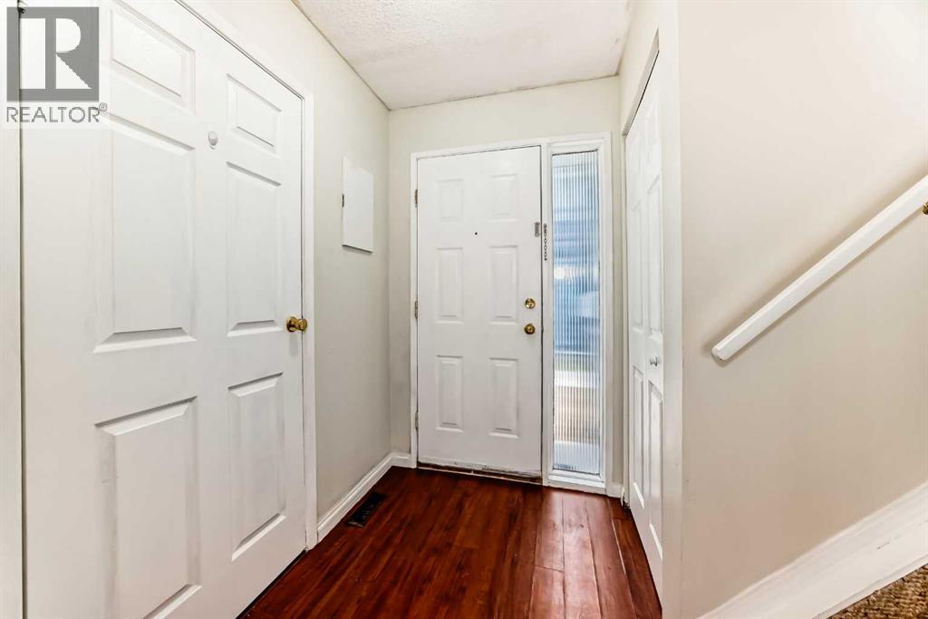 1, 208 Grier Terrace NE