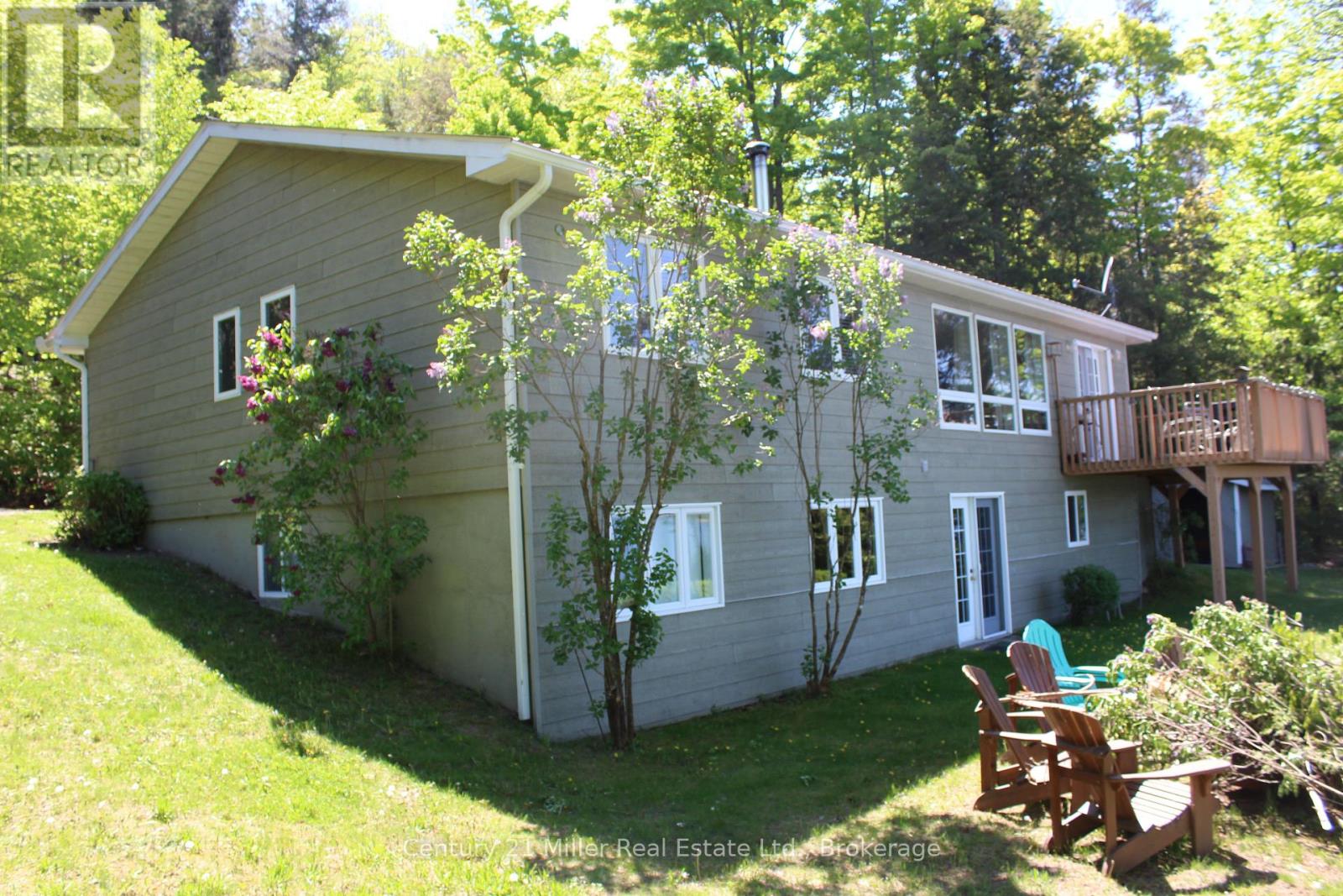 994 KAMANISKEG LAKE ROAD