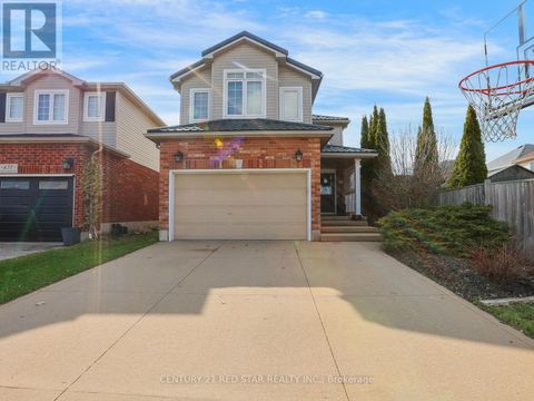 631 DOON SOUTH DRIVE Kitchener ON N2P2X5