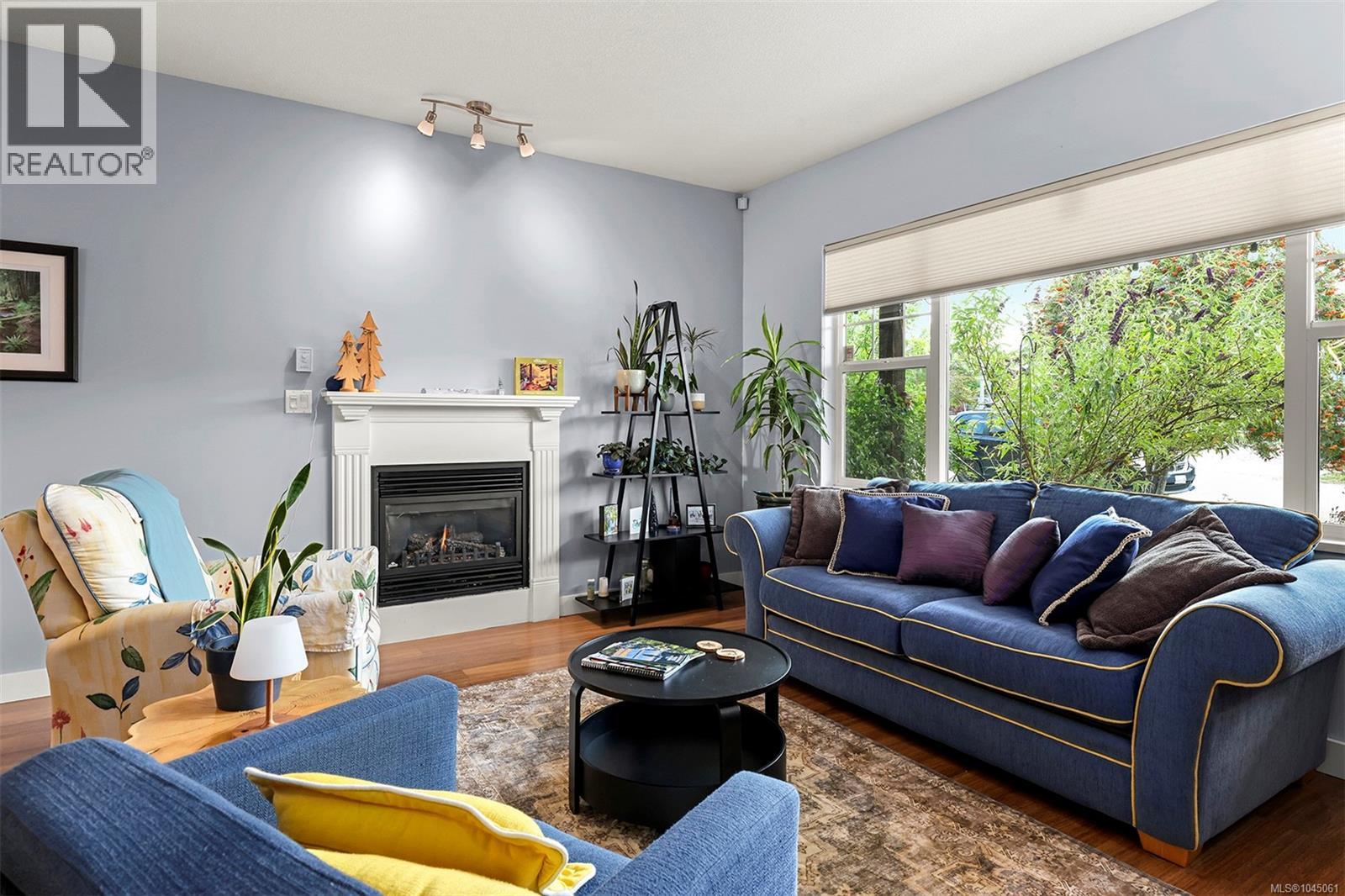 3354 Coniston Cres