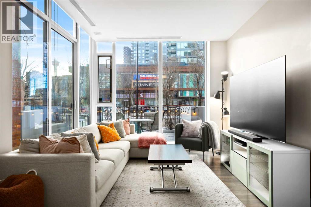 574 Riverfront Lane SE