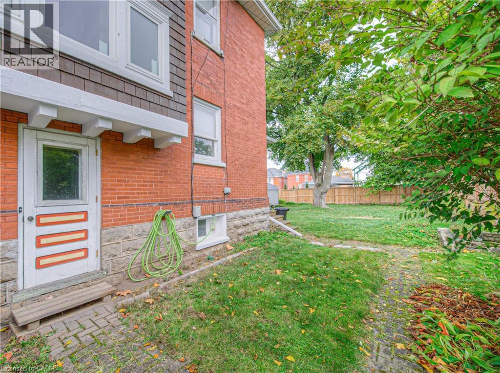 543 QUEENSTON Road