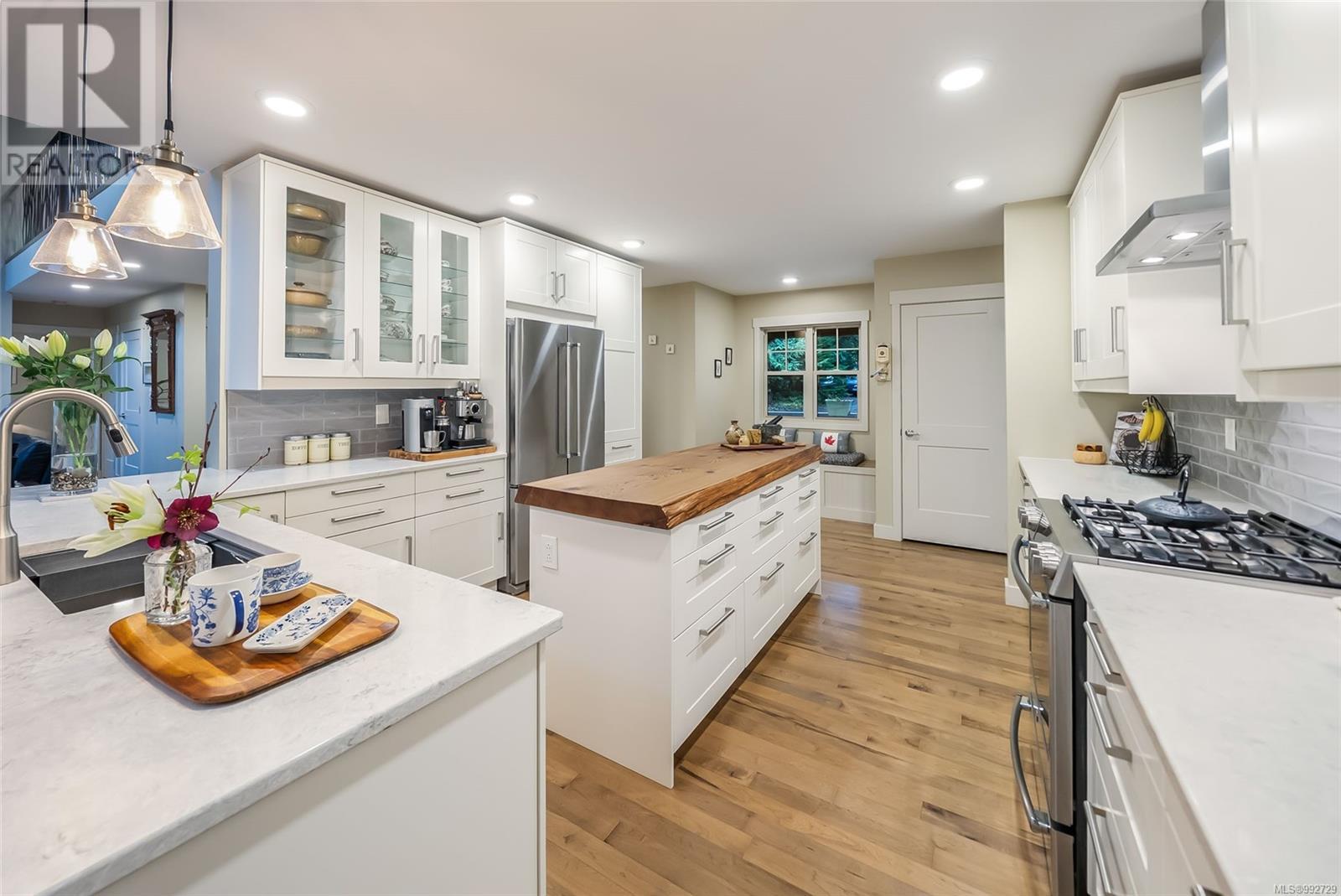 1955 Ashling Rd