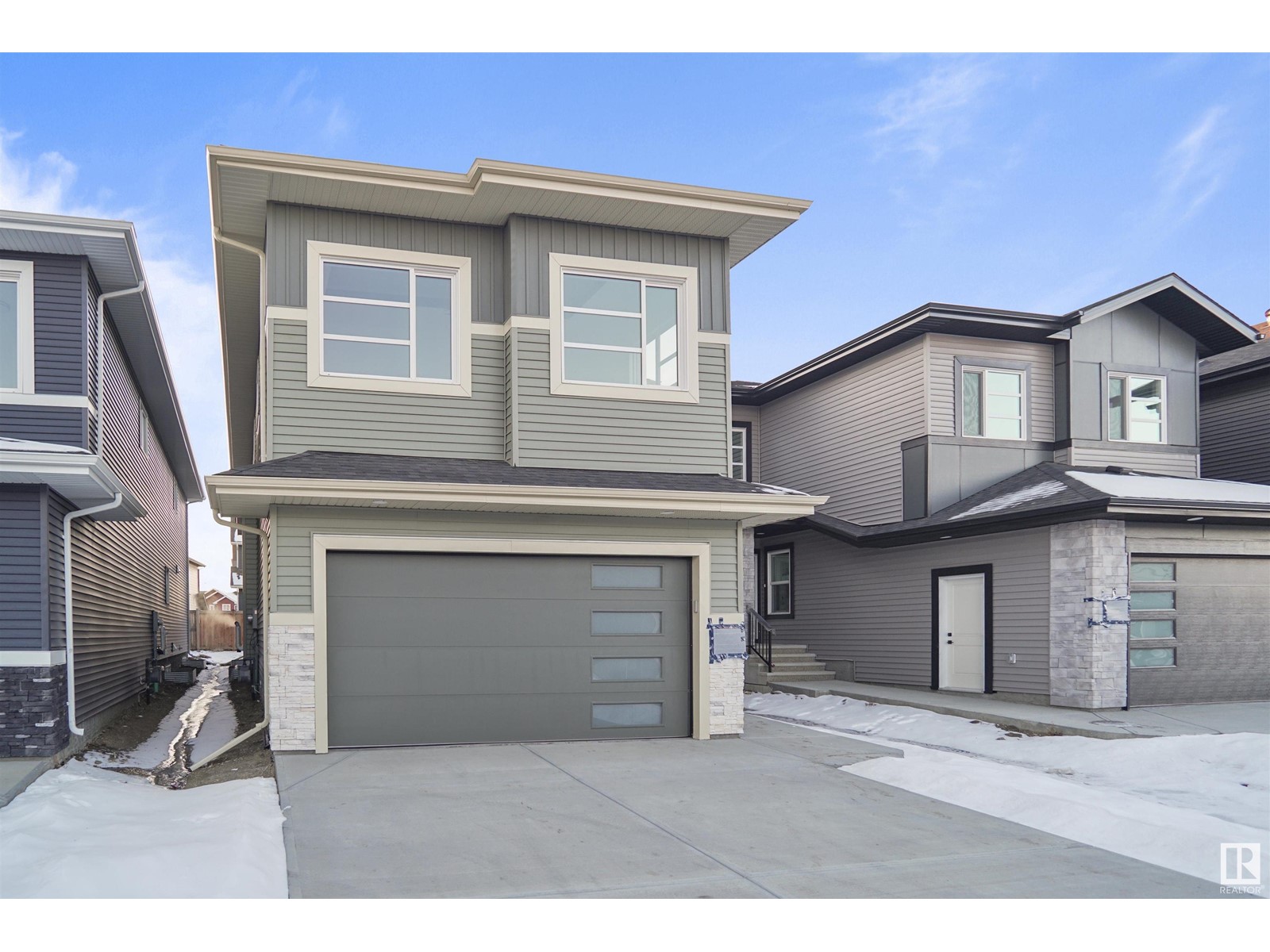 6811 171 AV NW