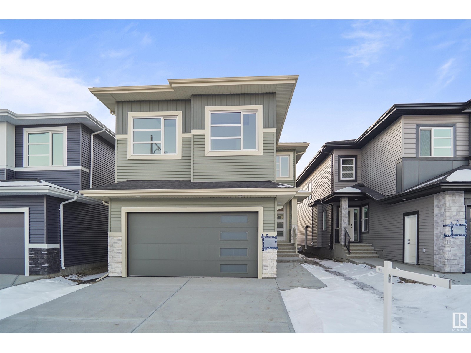 6811 171 AV NW