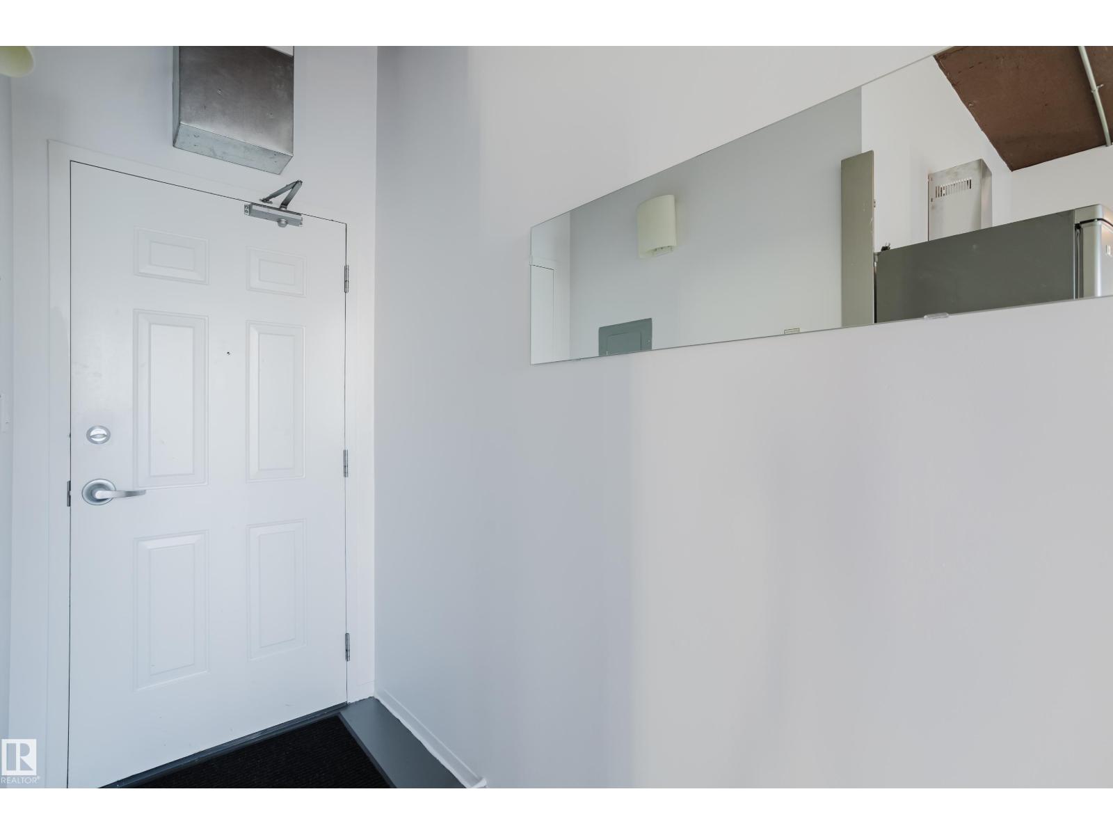 #1105 10024 JASPER AV NW