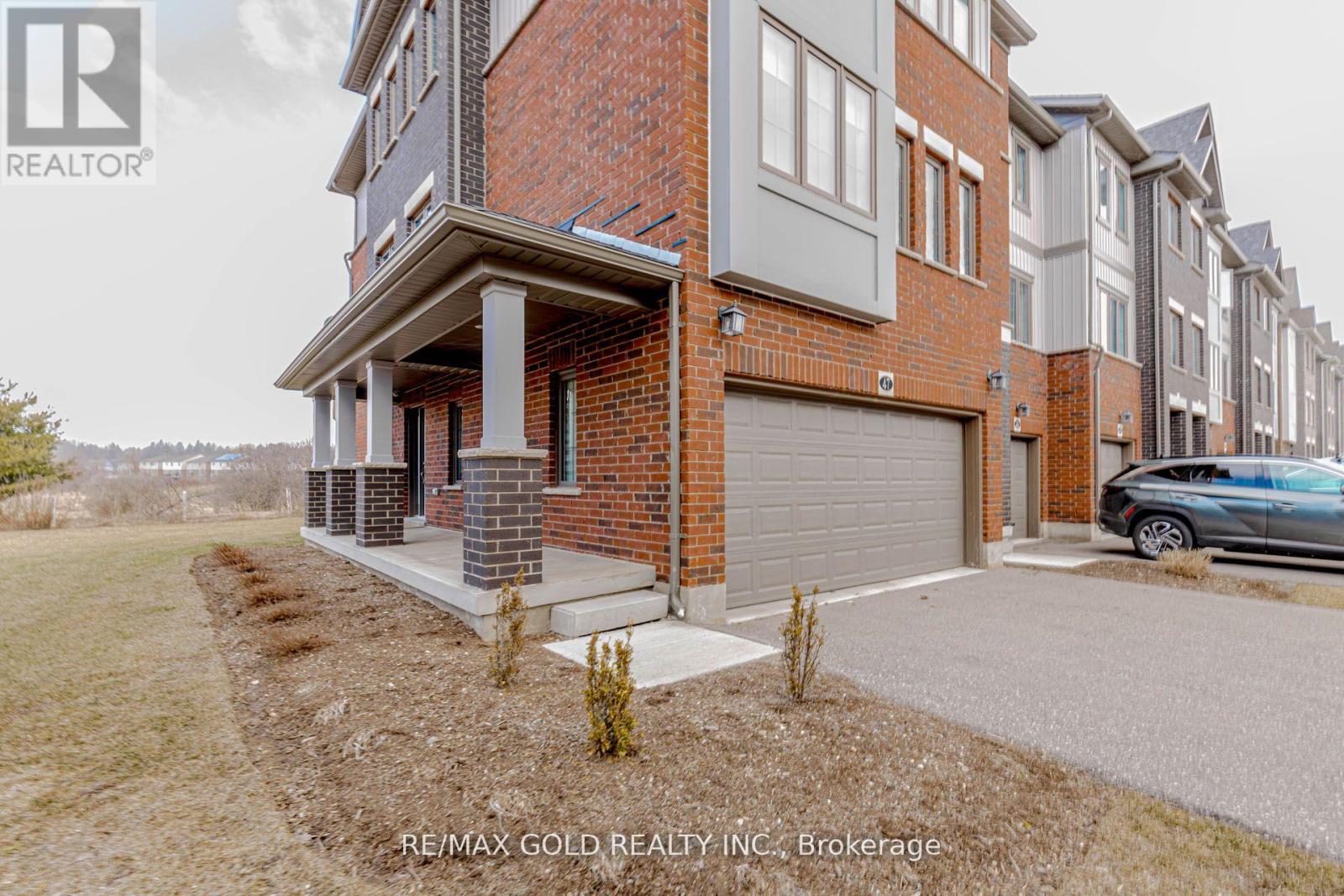 47 - 311 WOOLWICH STREET