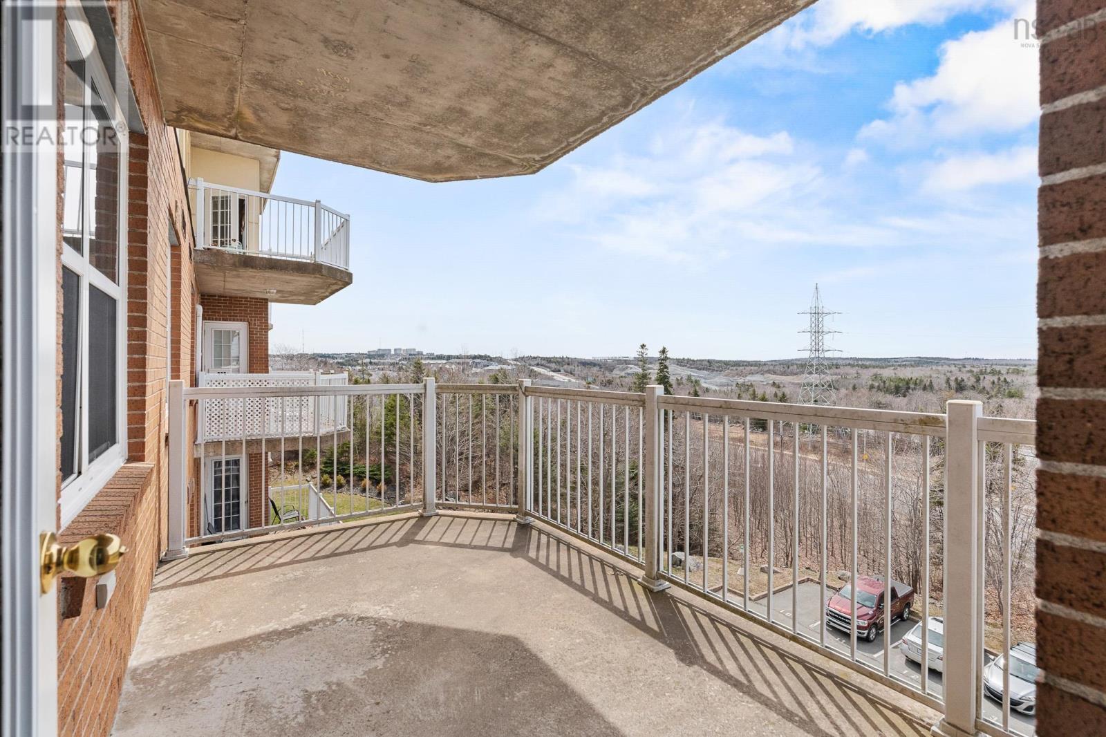 318 767 Parkland Drive