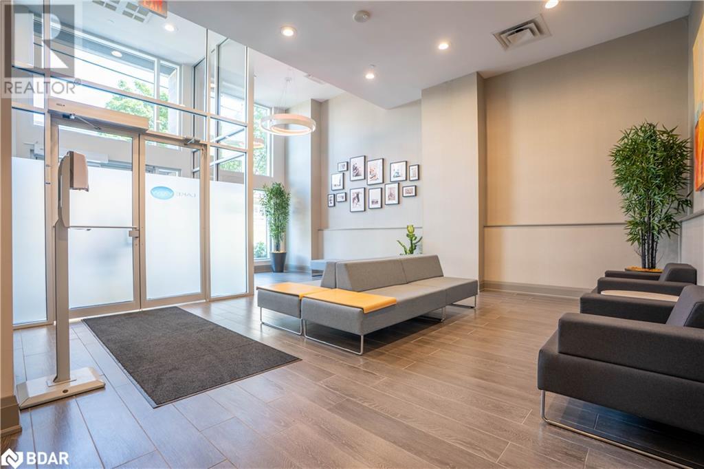 111 WORSLEY Street Unit# PH5