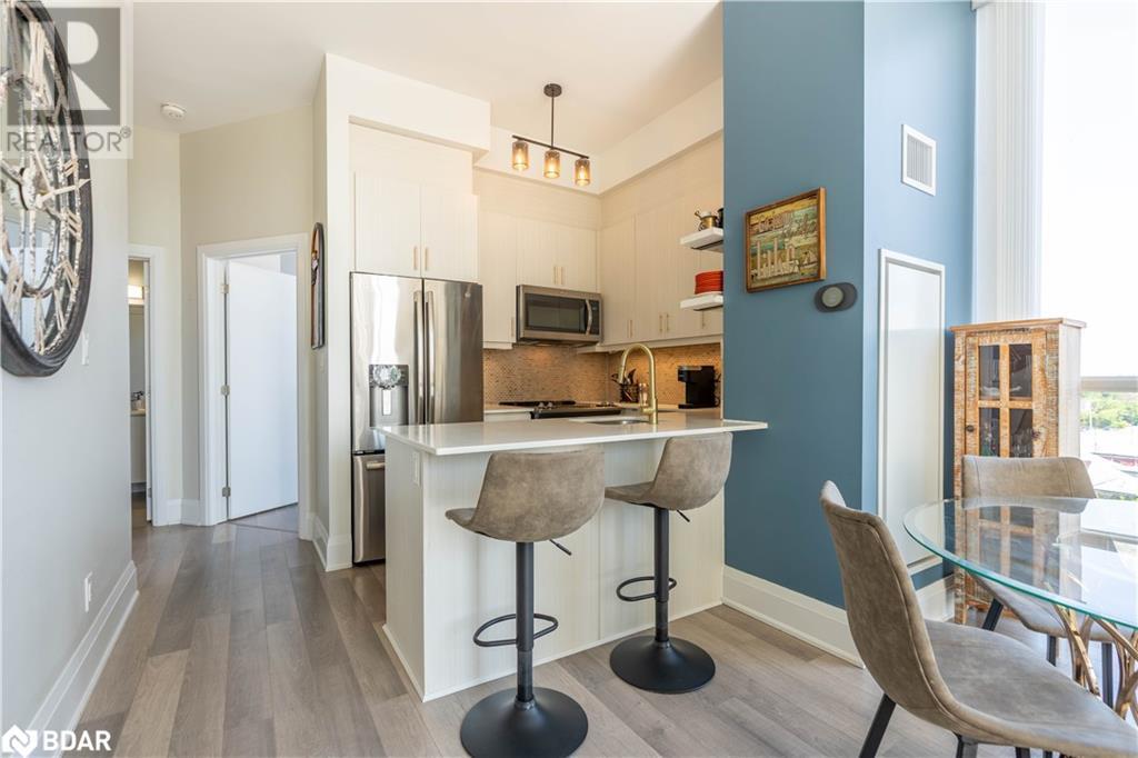 111 WORSLEY Street Unit# PH5