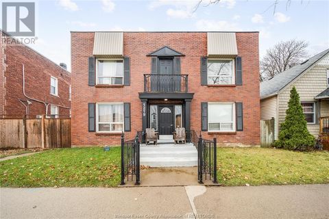 1219 MONMOUTH Windsor ON N8Y3M2