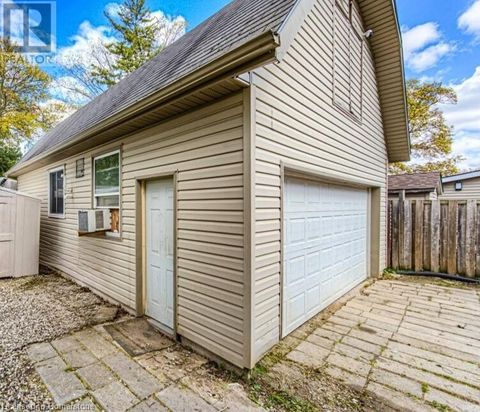 76 BRENTWOOD Avenue Kitchener ON N2H2C8