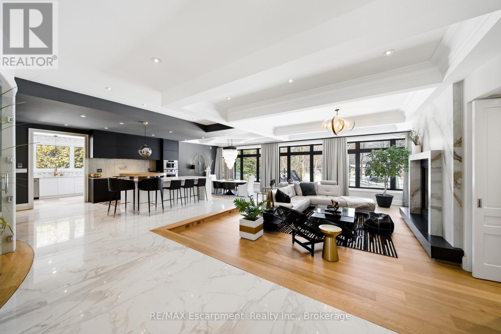 3205 HIGHPOINT COURT