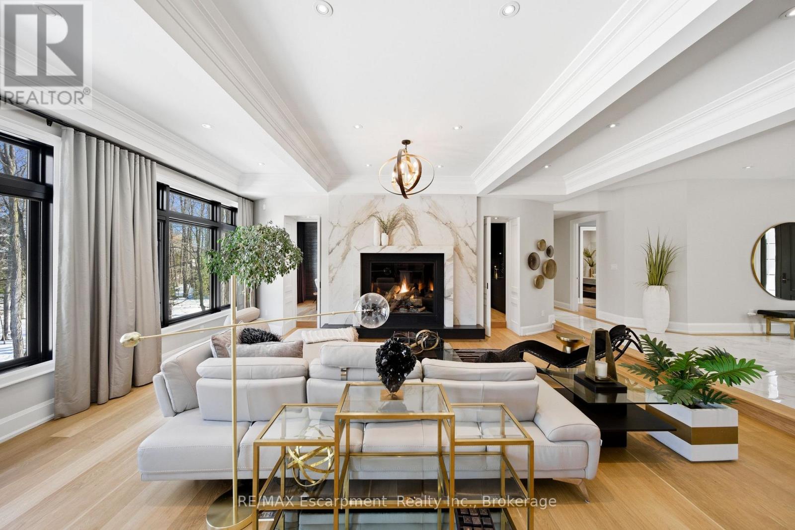 3205 HIGHPOINT COURT