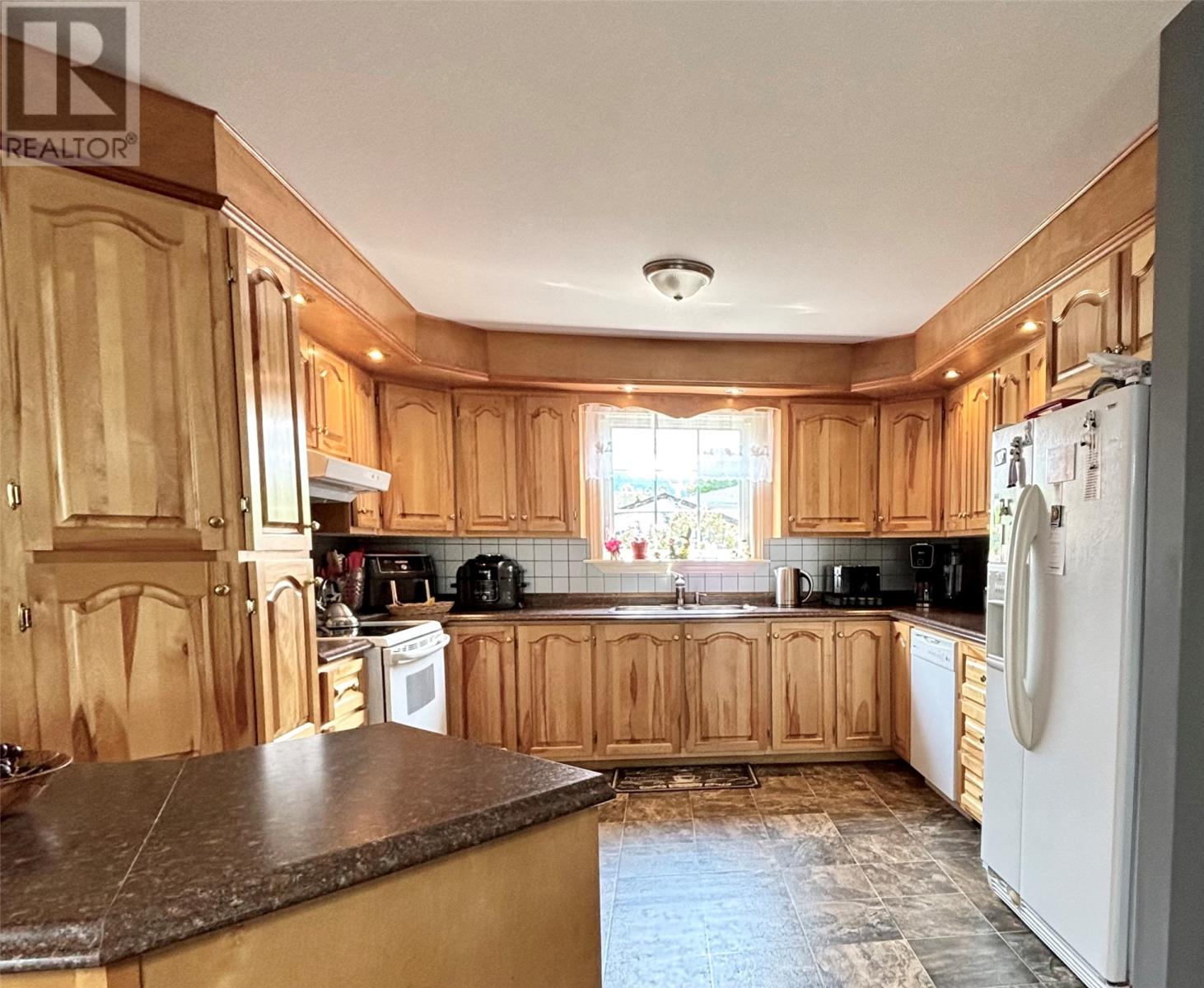 27 Bonia Avenue