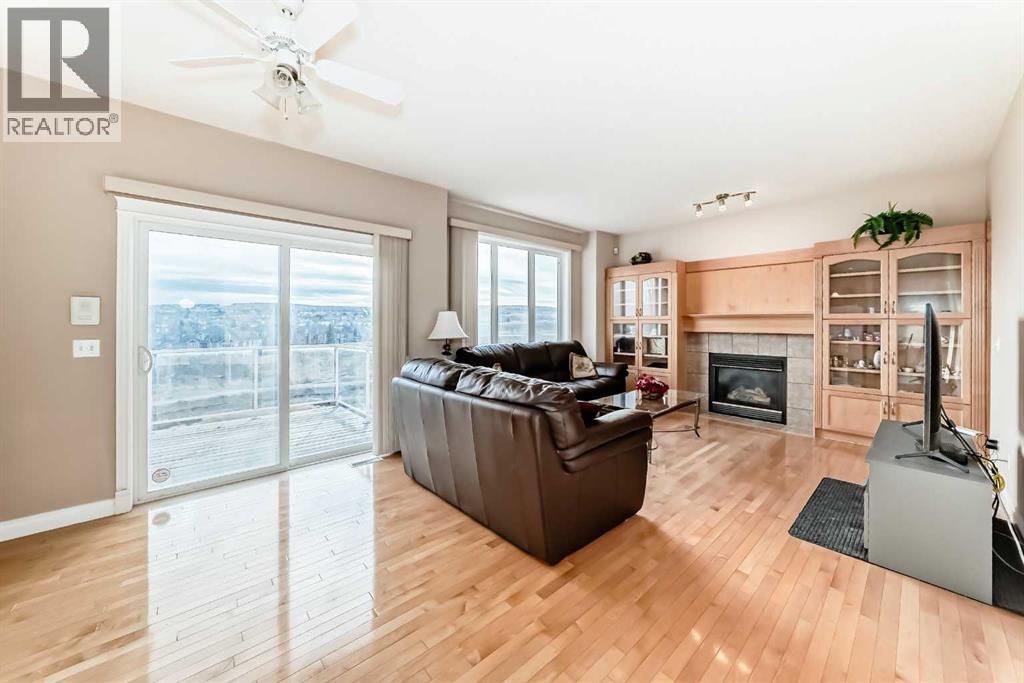 60 Hidden Creek Road NW