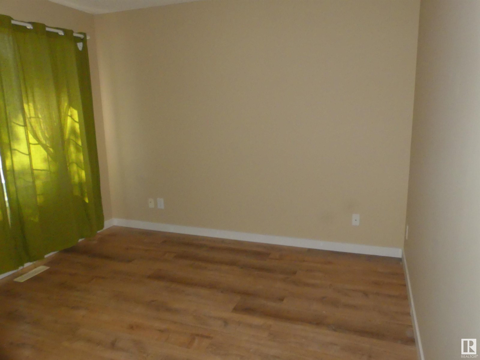 15930 139 ST NW