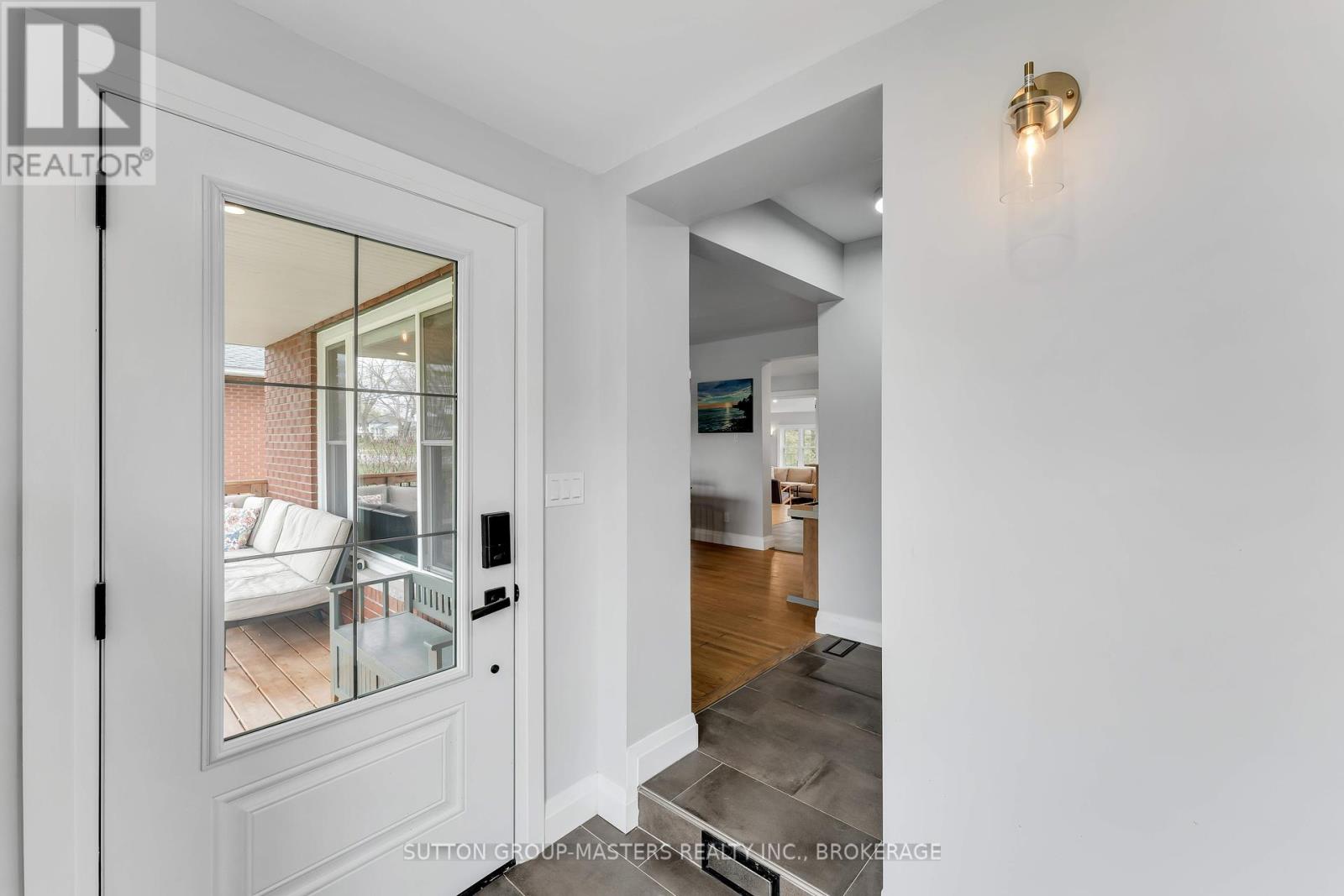 22 MONTGOMERY BOULEVARD
