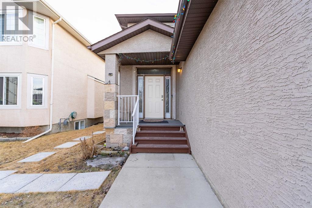 107 east lakeview Court