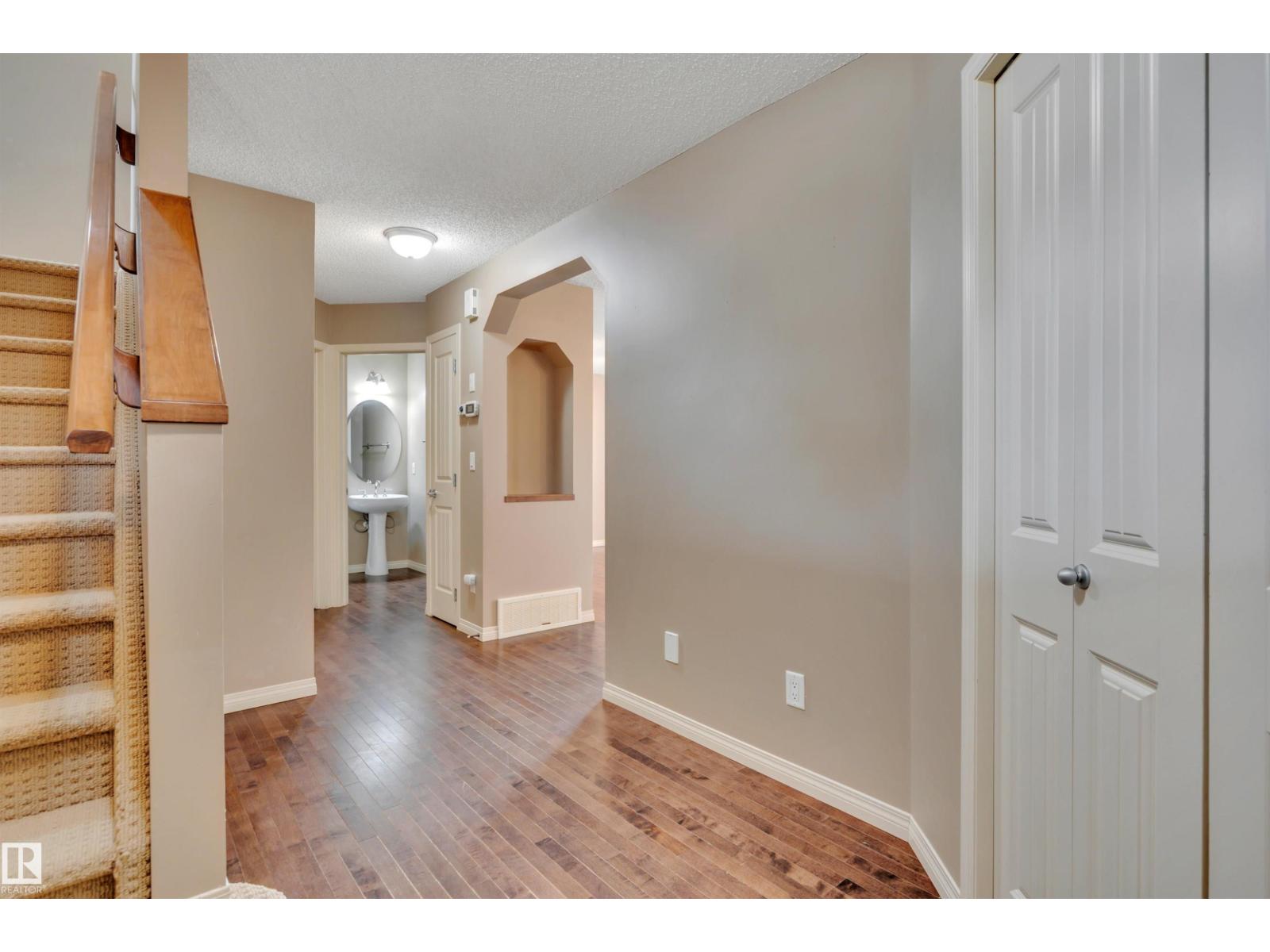 1302 MCALLISTER WY SW