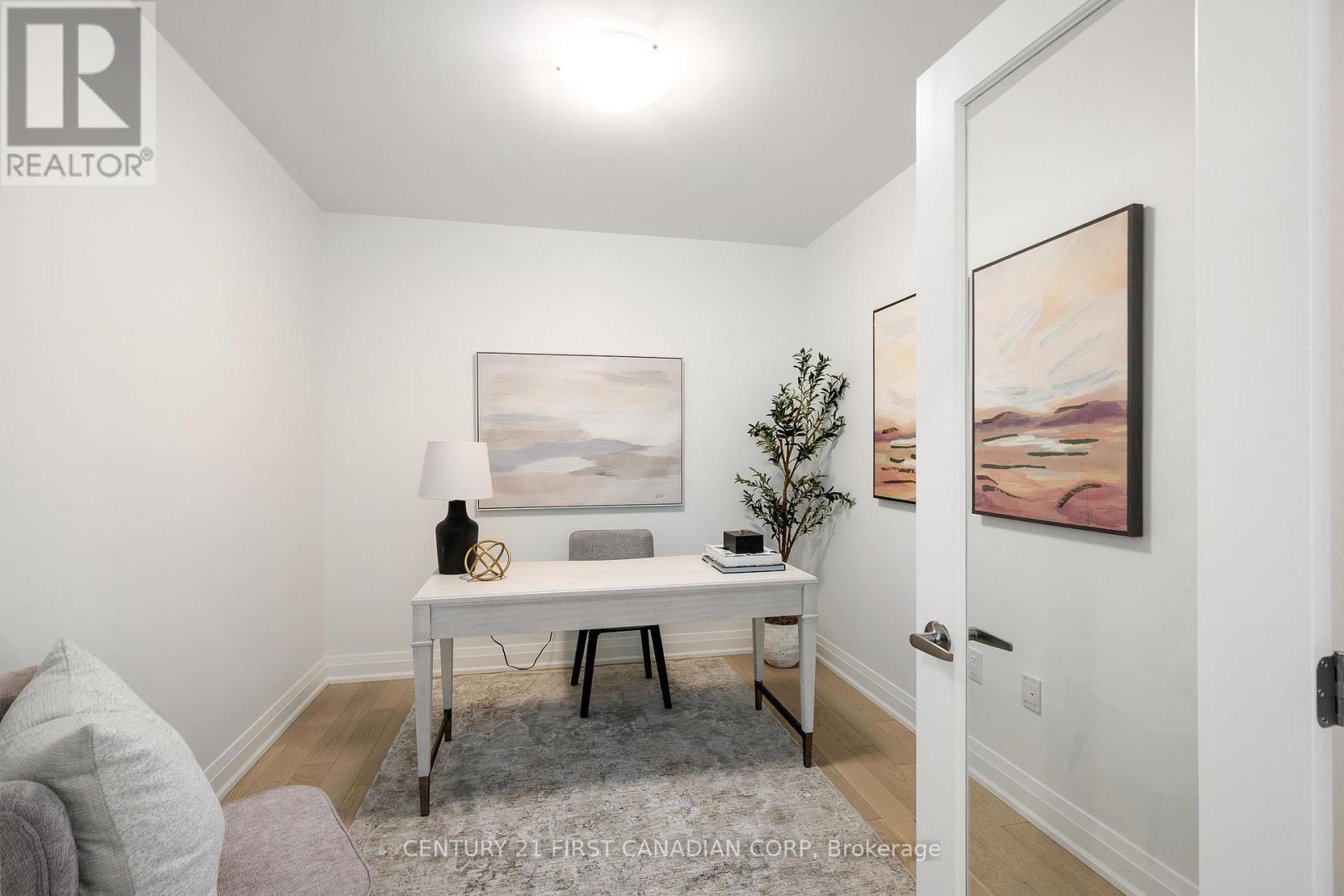 302 - 1560 UPPER WEST AVENUE