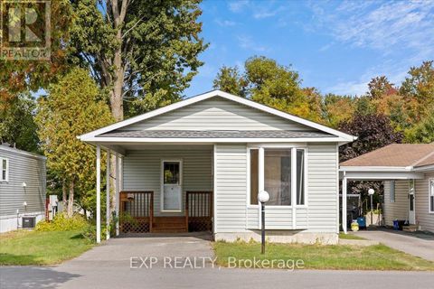 1023 VISTA BARRETT PRIVATE Ottawa ON K4P1C8