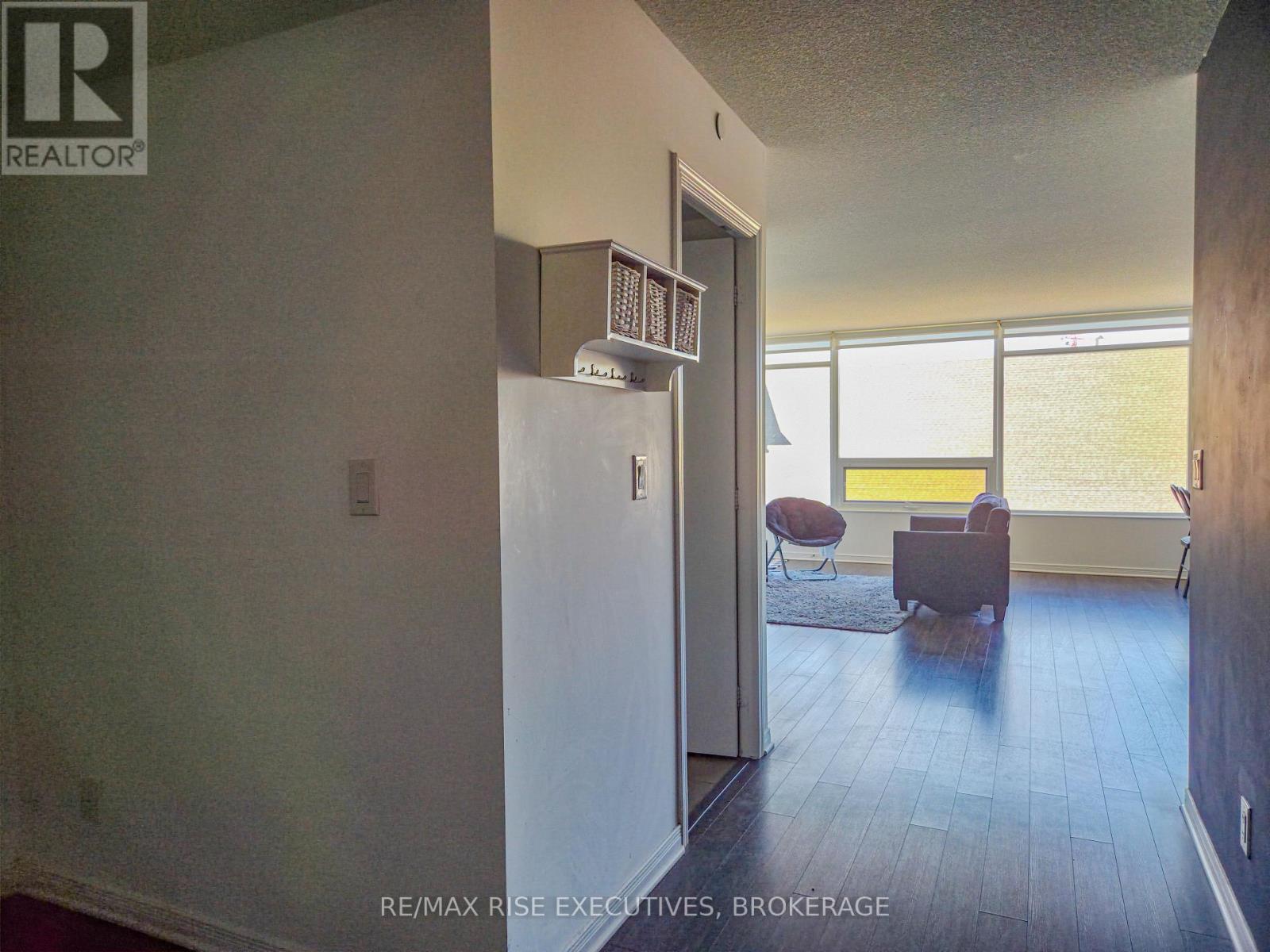 601 - 121 QUEEN STREET