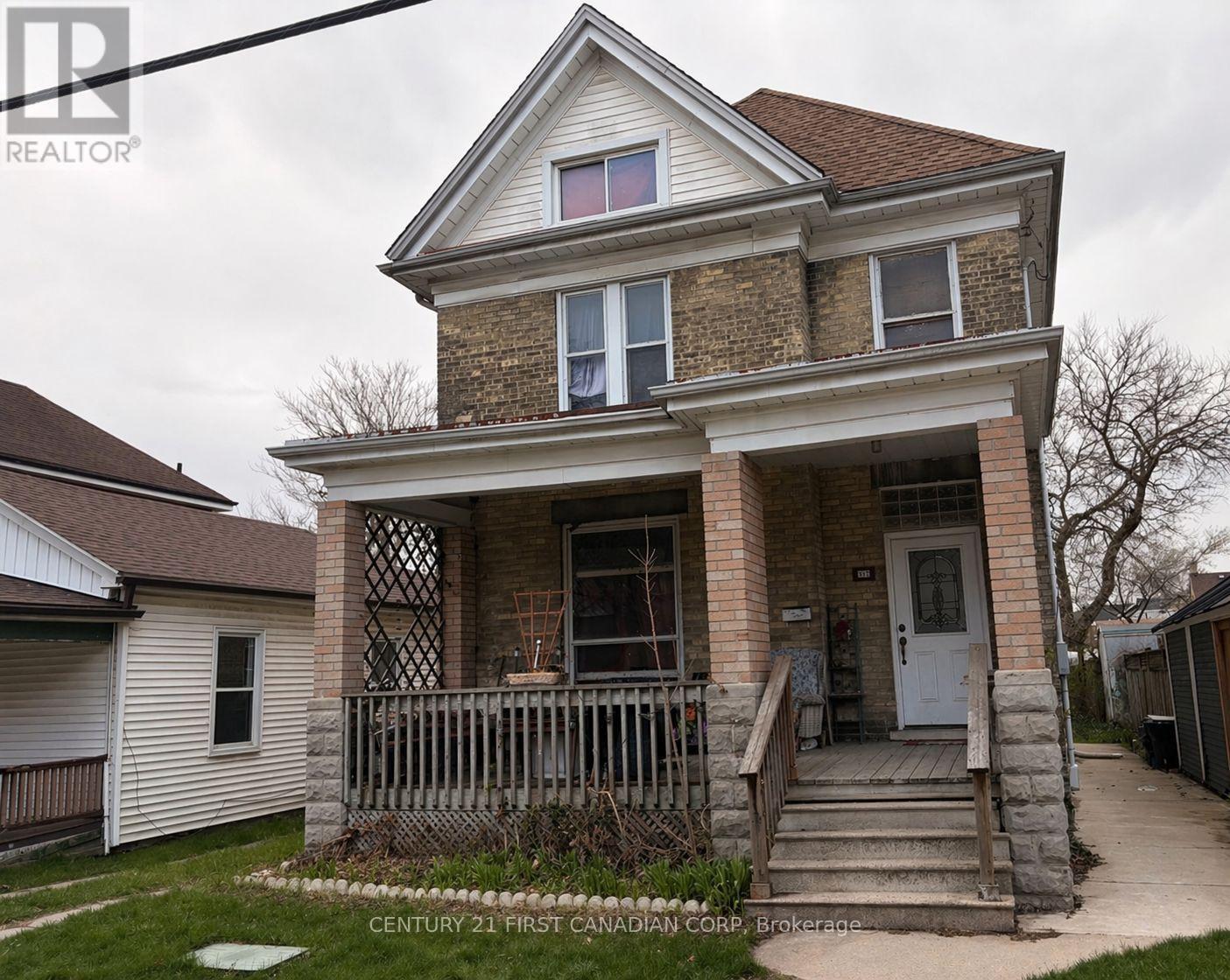 Photo 1 of 10 — 437 ONTARIO STREET, London East (East G), ON N5W3W8