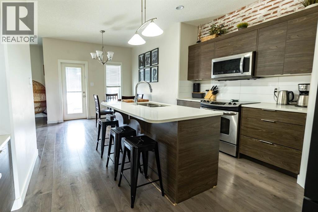 1015 Mt Sundance Manor W