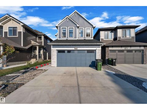 4339 HAWTHORN LANDING LD SW Edmonton AB T6X3A1