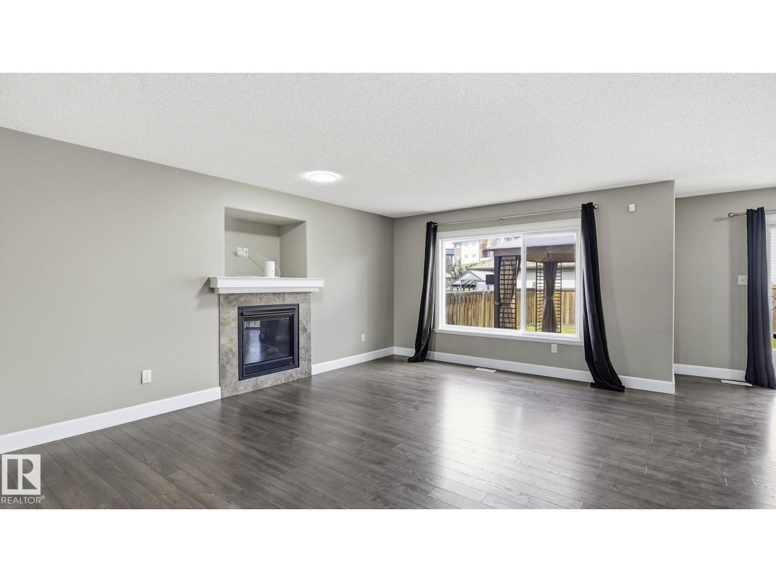 17211 78 ST NW