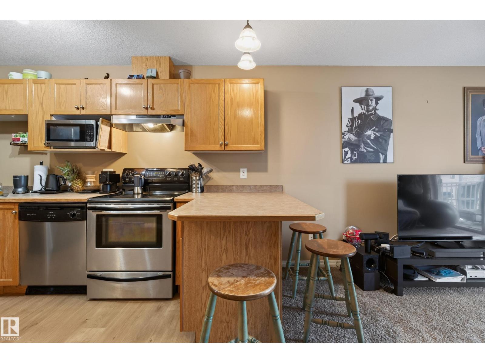 #321 7511 171 ST NW