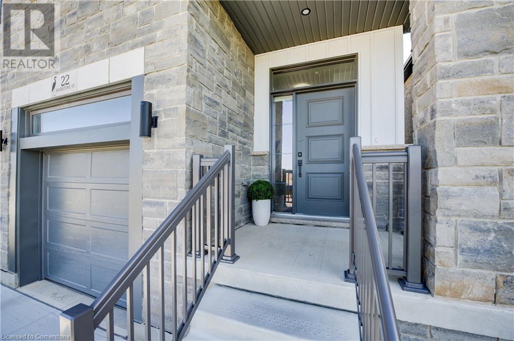 22 SANDSTONE Street