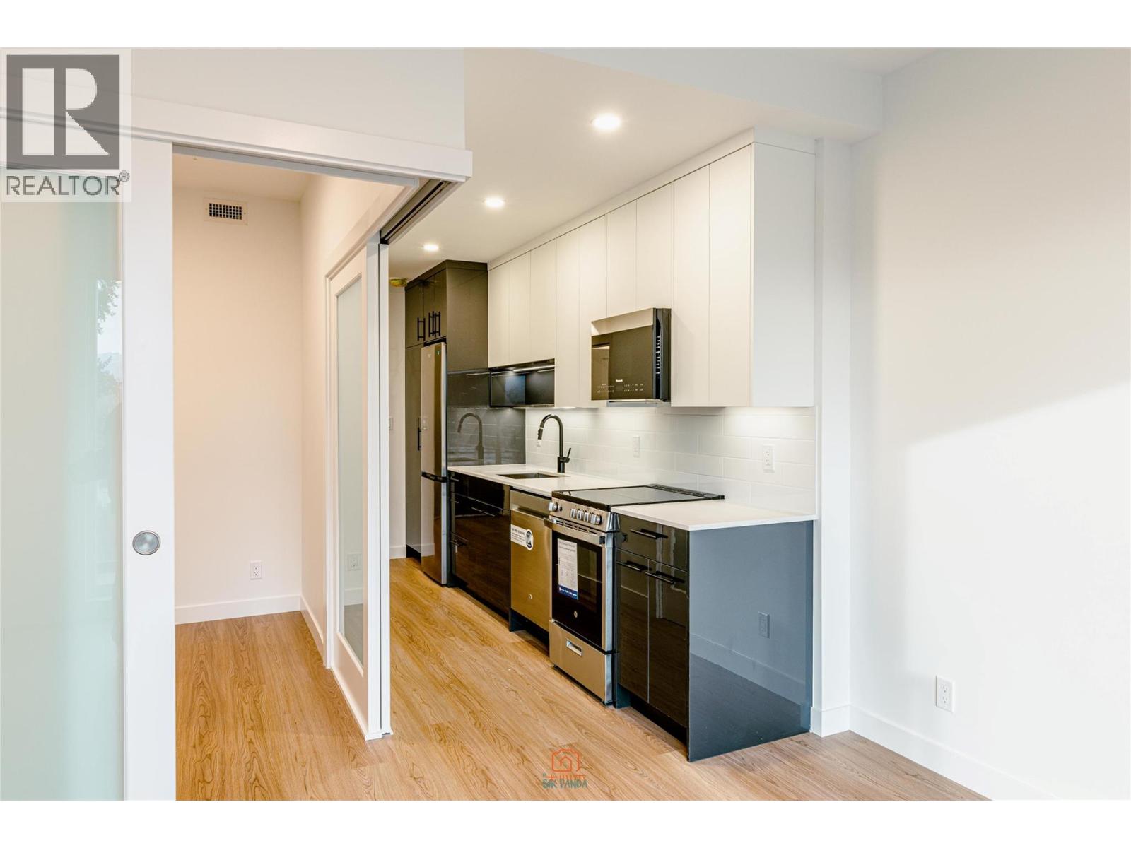 1350 Pridham Avenue Unit# 307